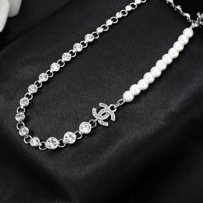 Chanel Necklace 09yxs200